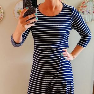 5/$25 Pip &Vine nursing dress